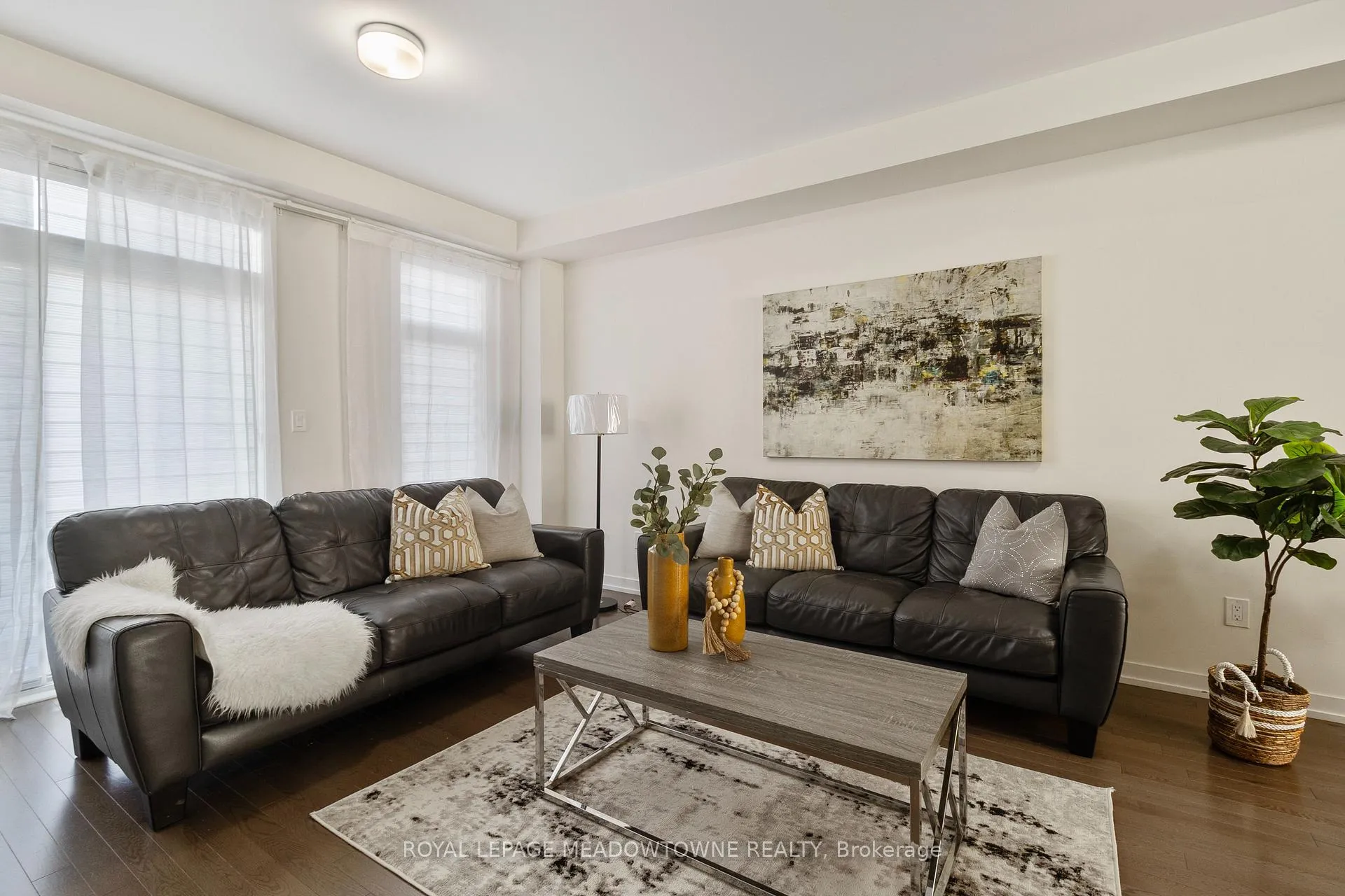 Photo 8 of 2662 Castlegate Crossing, Pickering, Duffin Heights — HOMEH