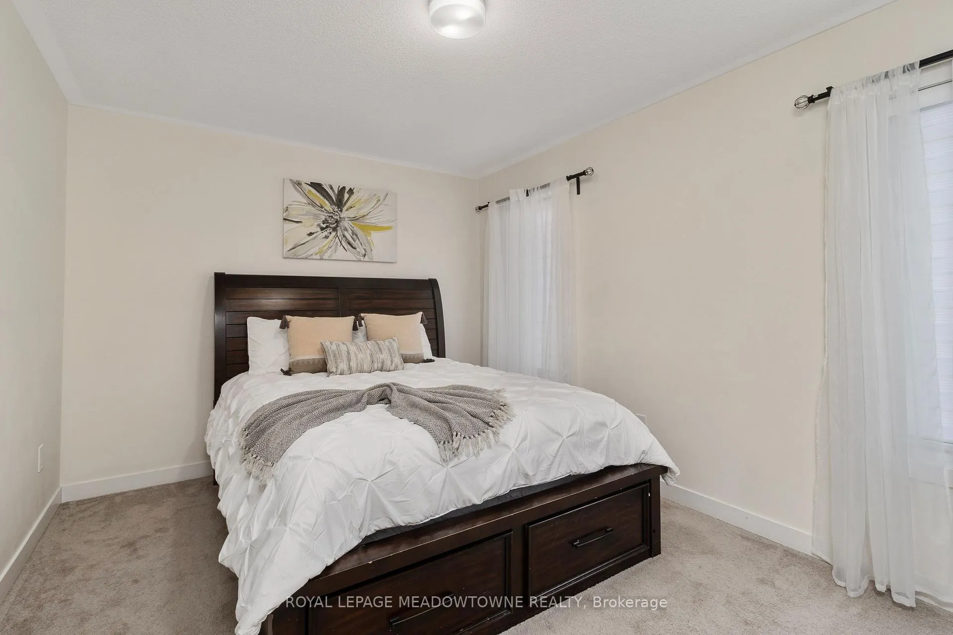Photo 20 of 2662 Castlegate Crossing, Pickering, Duffin Heights — HOMEH