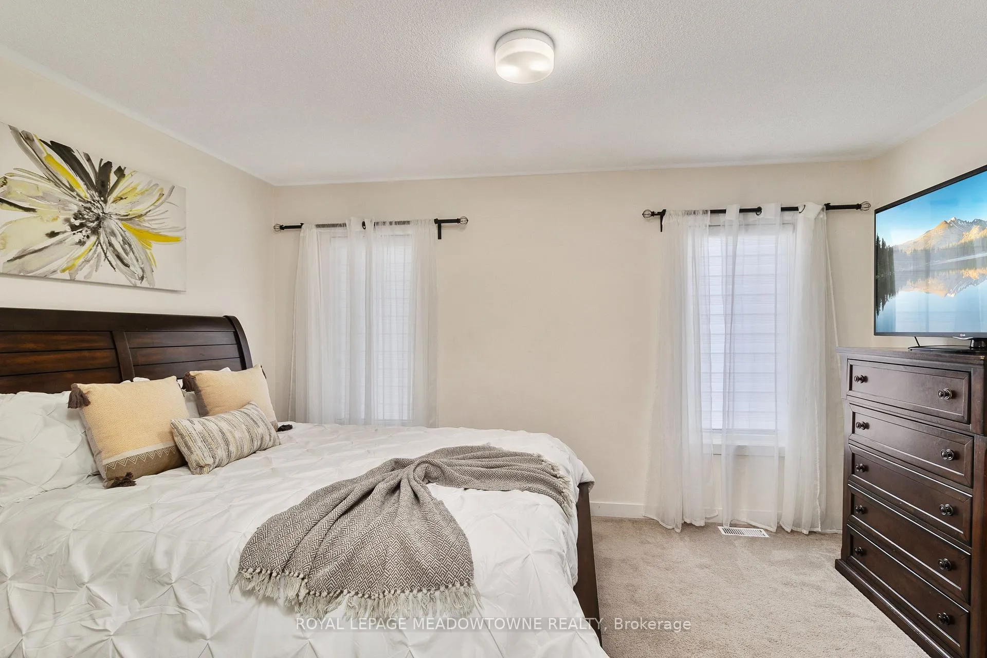 Photo 21 of 2662 Castlegate Crossing, Pickering, Duffin Heights — HOMEH