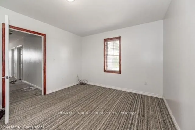 Photo 8 of 1388 Highway No 6 N, Hamilton, Greensville — HOMEH