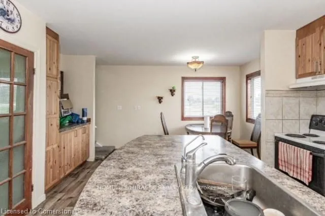 Photo 18 of 1388 Highway No 6 N, Hamilton, Greensville — HOMEH