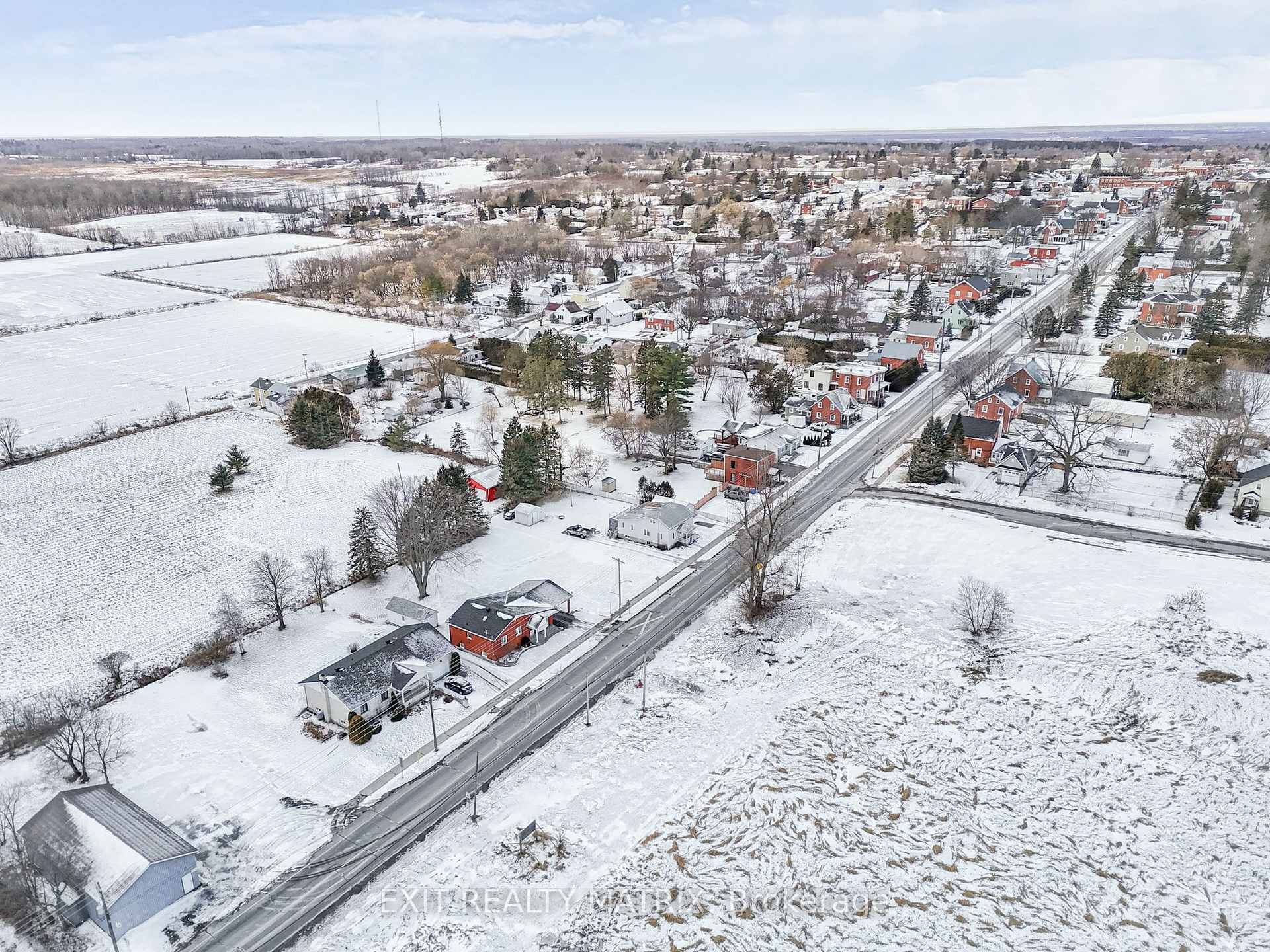 Photo 5 of 228 Main Street E, Champlain, Vankleek Hill — HOMEH