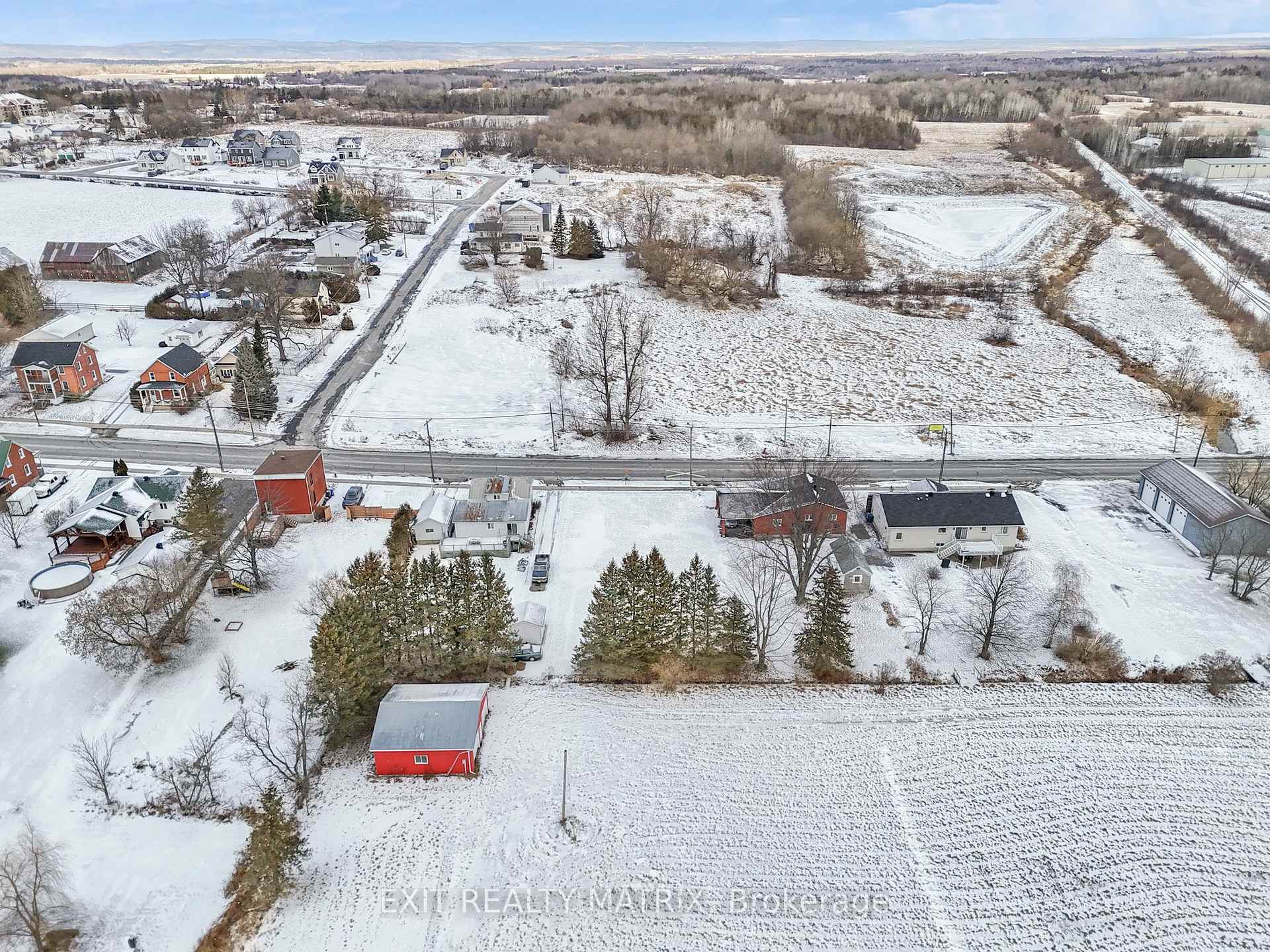 Photo 10 of 228 Main Street E, Champlain, Vankleek Hill — HOMEH