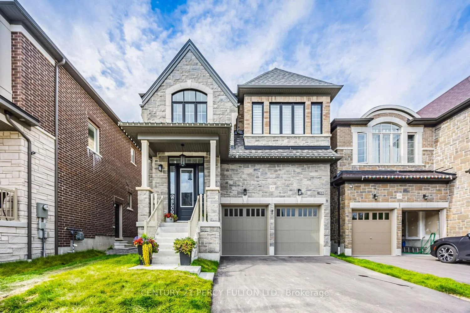 Front of Unit 17, 400 Finch Avenue