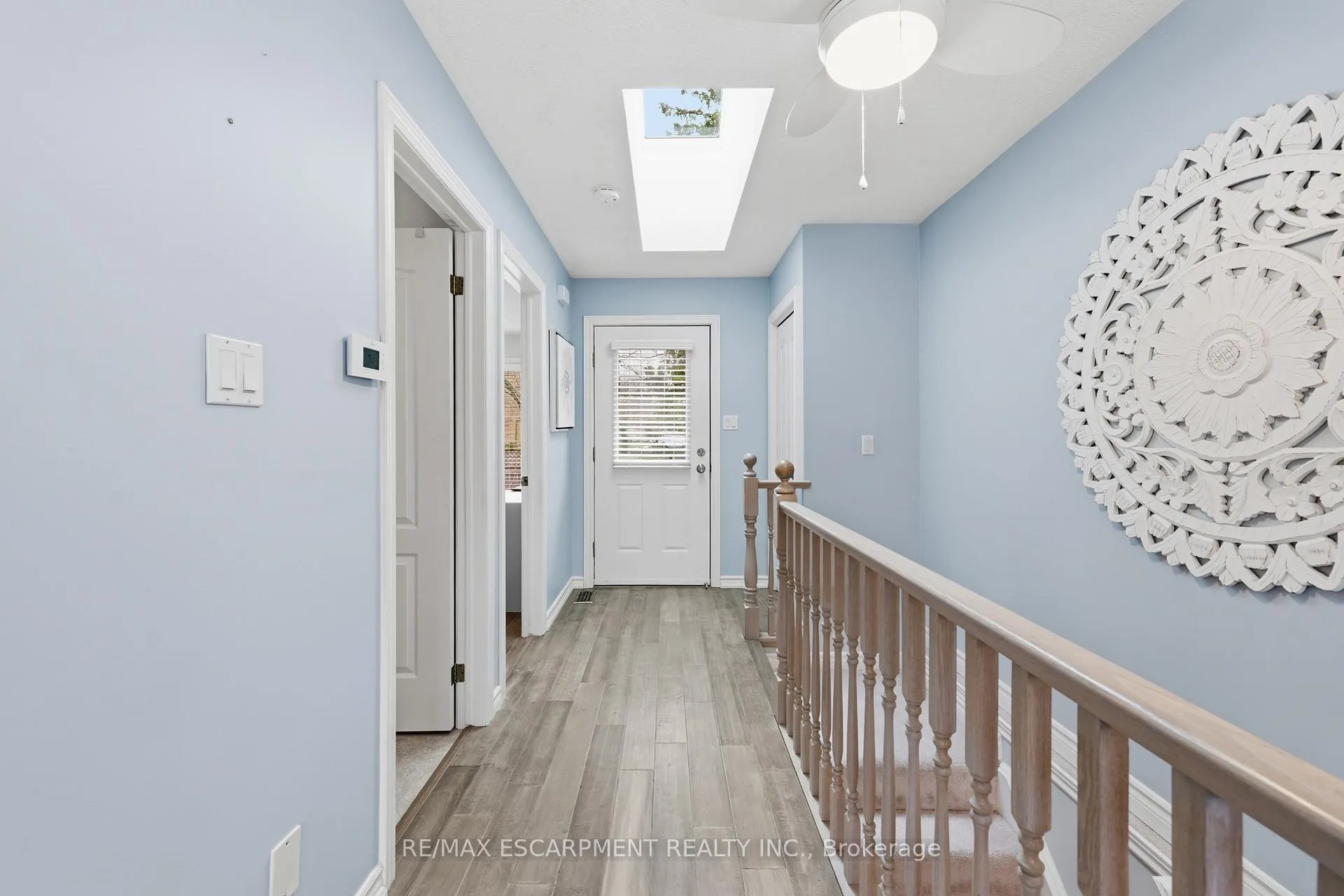 Photo 5 of 175 Fiddlers Green Road, Hamilton, Ancaster — HOMEH