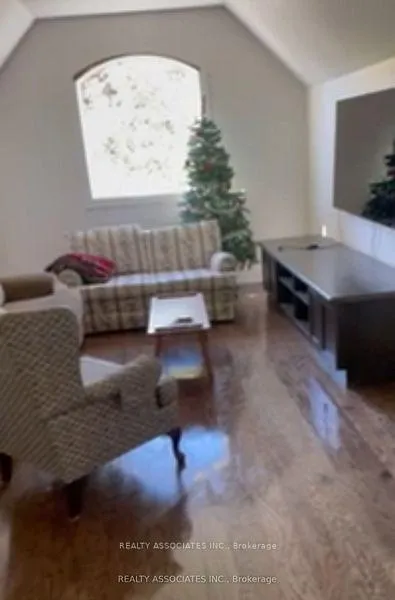 Photo 3 of Unit basement-1BR, 20 Beaucourt Road, Hamilton, Ainslie Wood — HOMEH
