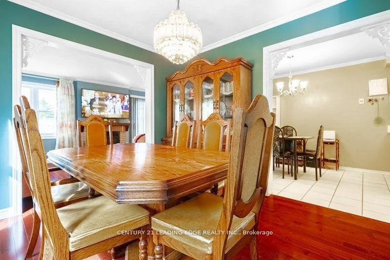Photo 8 of 146 Thicket Crescent, Pickering, Highbush — HOMEH