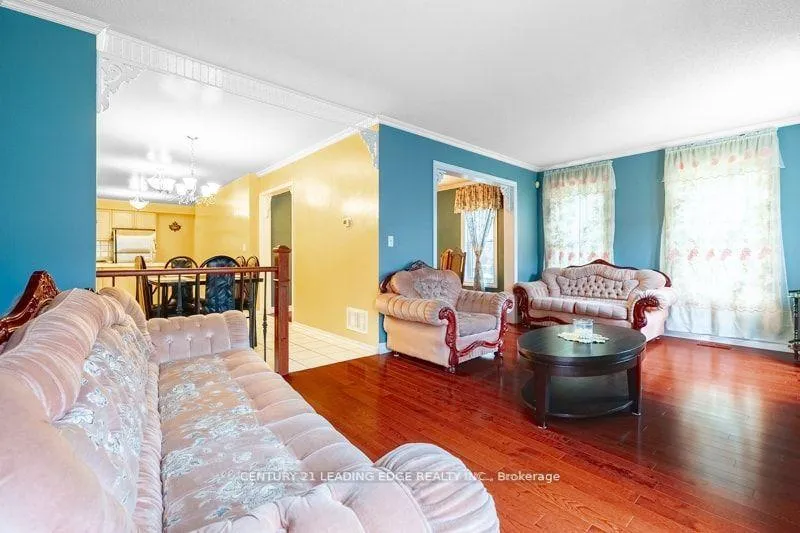 Photo 12 of 146 Thicket Crescent, Pickering, Highbush — HOMEH