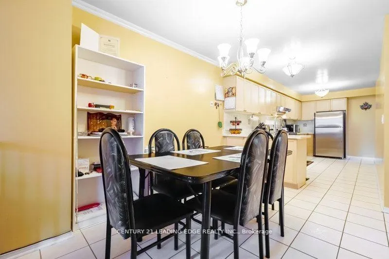 Photo 15 of 146 Thicket Crescent, Pickering, Highbush — HOMEH
