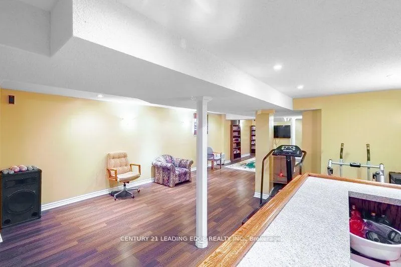 Photo 35 of 146 Thicket Crescent, Pickering, Highbush — HOMEH