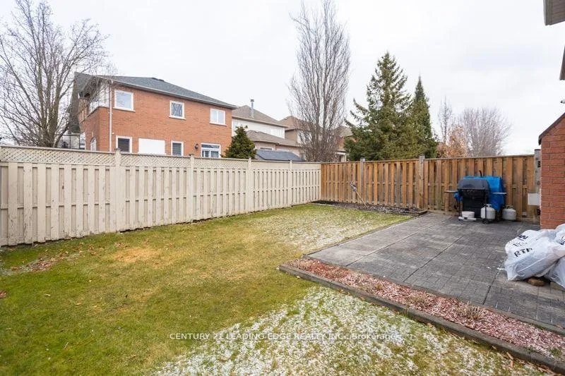 Photo 39 of 146 Thicket Crescent, Pickering, Highbush — HOMEH