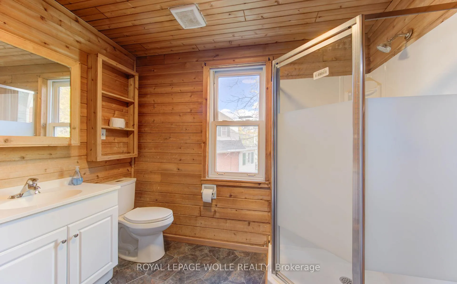 Photo 13 of 86 Albert Street, Waterloo — HOMEH