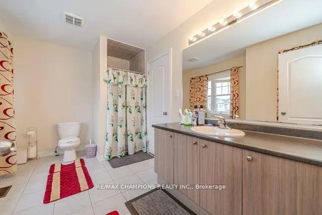 Photo 13 of 502 Wansbrough Way, Shelburne — HOMEH