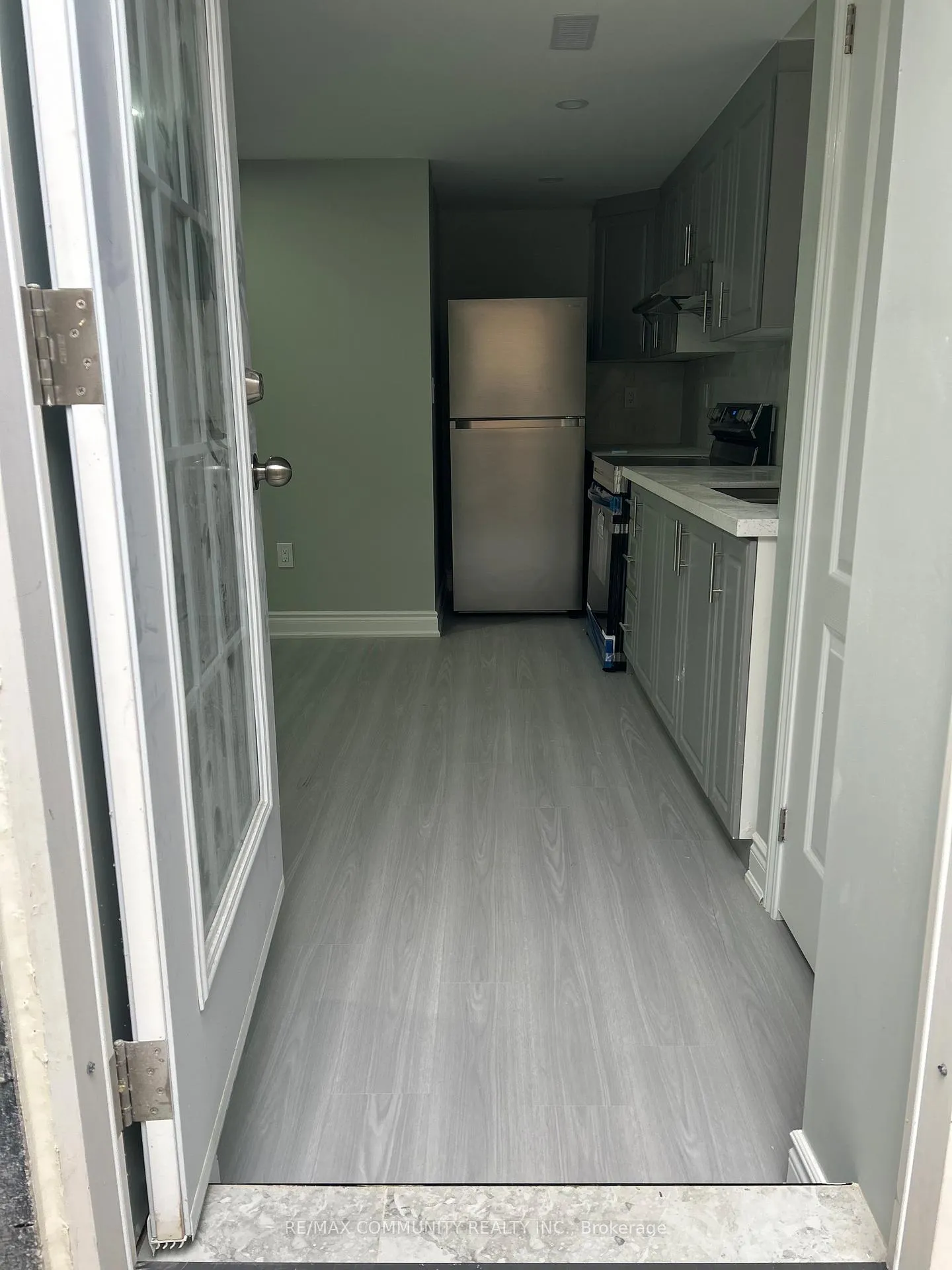 Photo 2 of Unit Basement, 70 Rosewell Crescent, Halton Hills, Georgetown — HOMEH