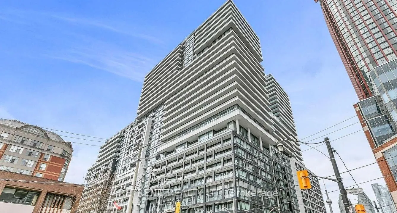 Front of Unit 1442, 135 Lower Sherbourne Street