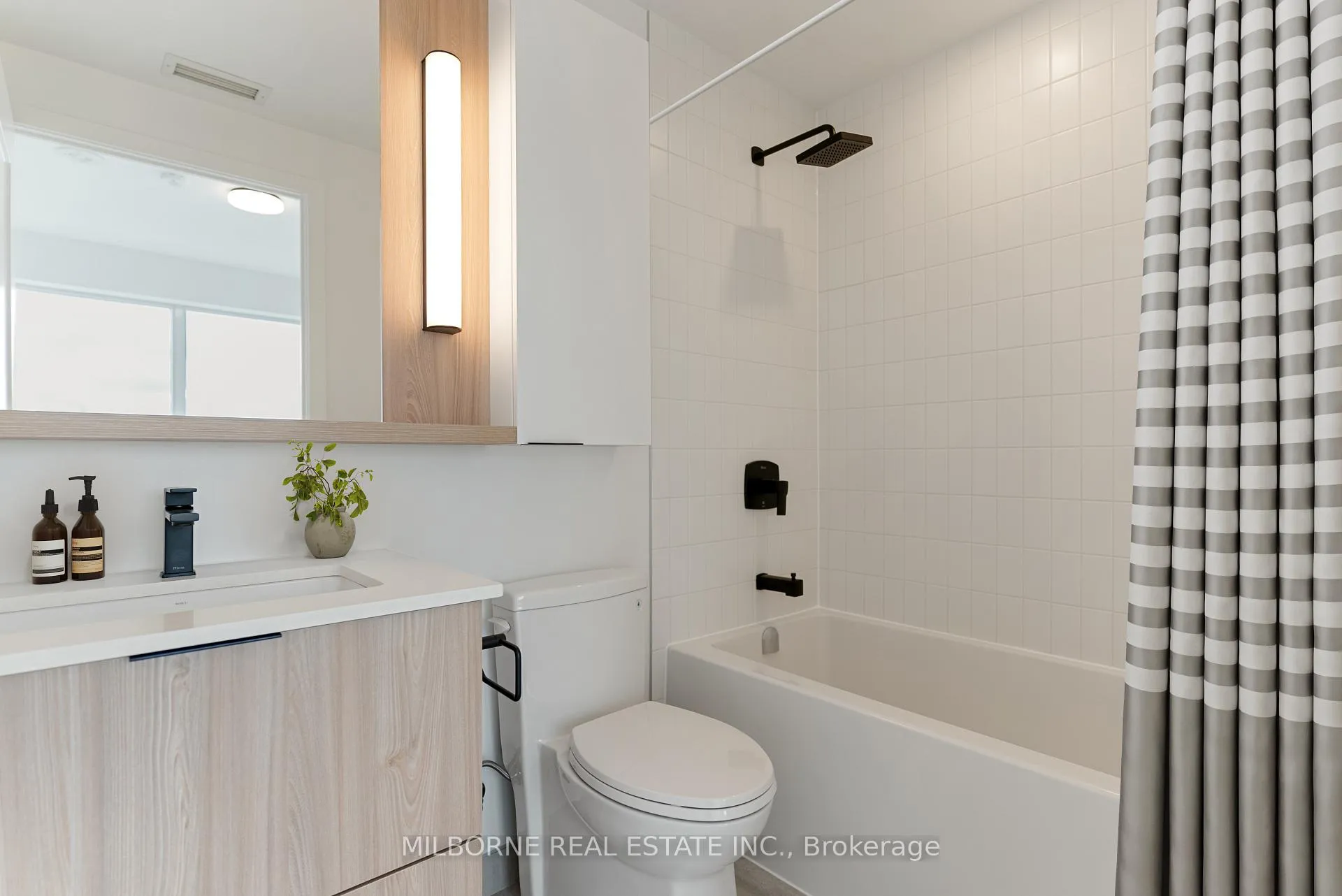 Photo 6 of Unit 3112, 5 Defries Street, Toronto, Regent Park — HOMEH
