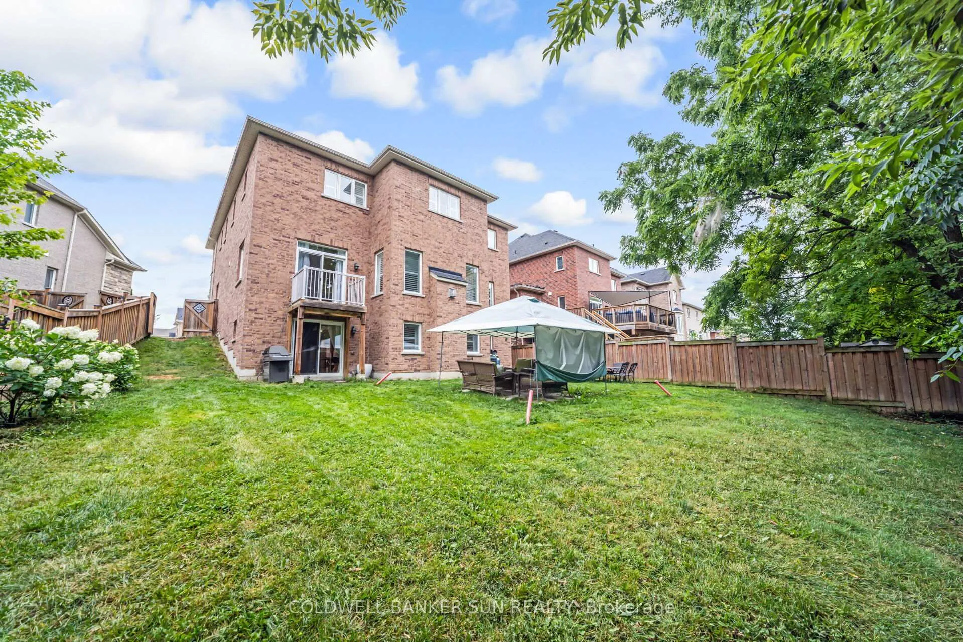 Photo 3 of 58 Copeland Crescent, Innisfil, Cookstown — HOMEH