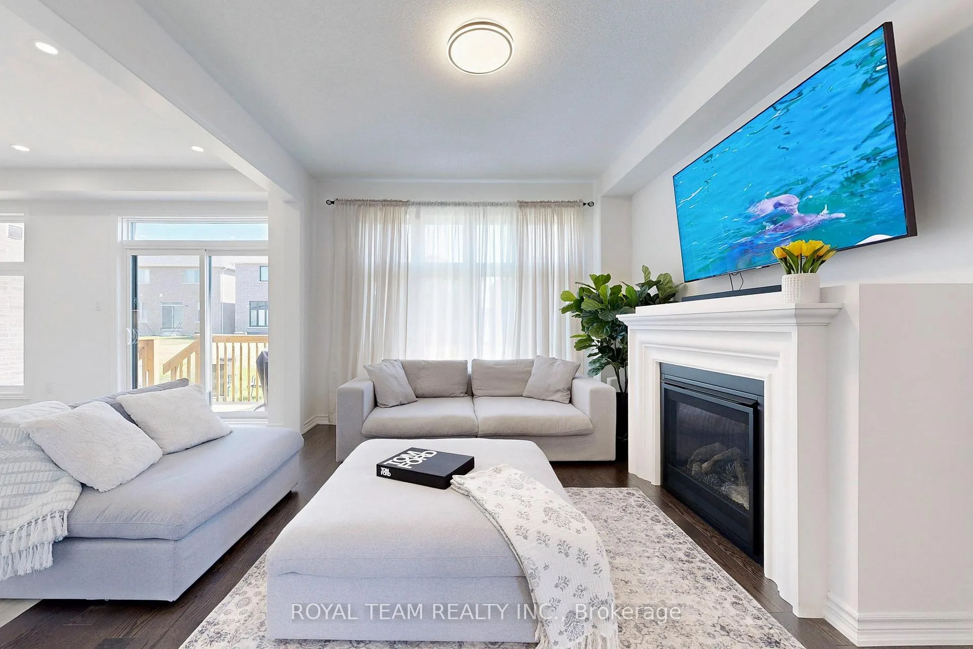 Photo 6 of 46 Ainslie Hill Crescent, Georgina, Sutton & Jackson's Point — HOMEH