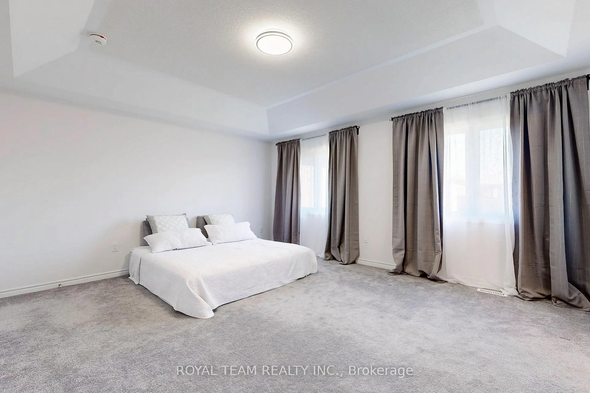 Photo 25 of 46 Ainslie Hill Crescent, Georgina, Sutton & Jackson's Point — HOMEH