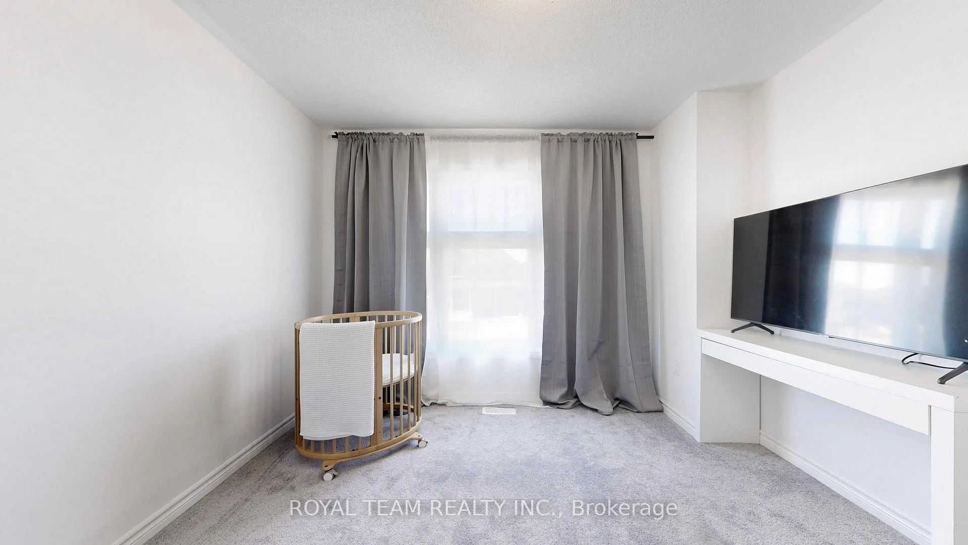 Photo 30 of 46 Ainslie Hill Crescent, Georgina, Sutton & Jackson's Point — HOMEH