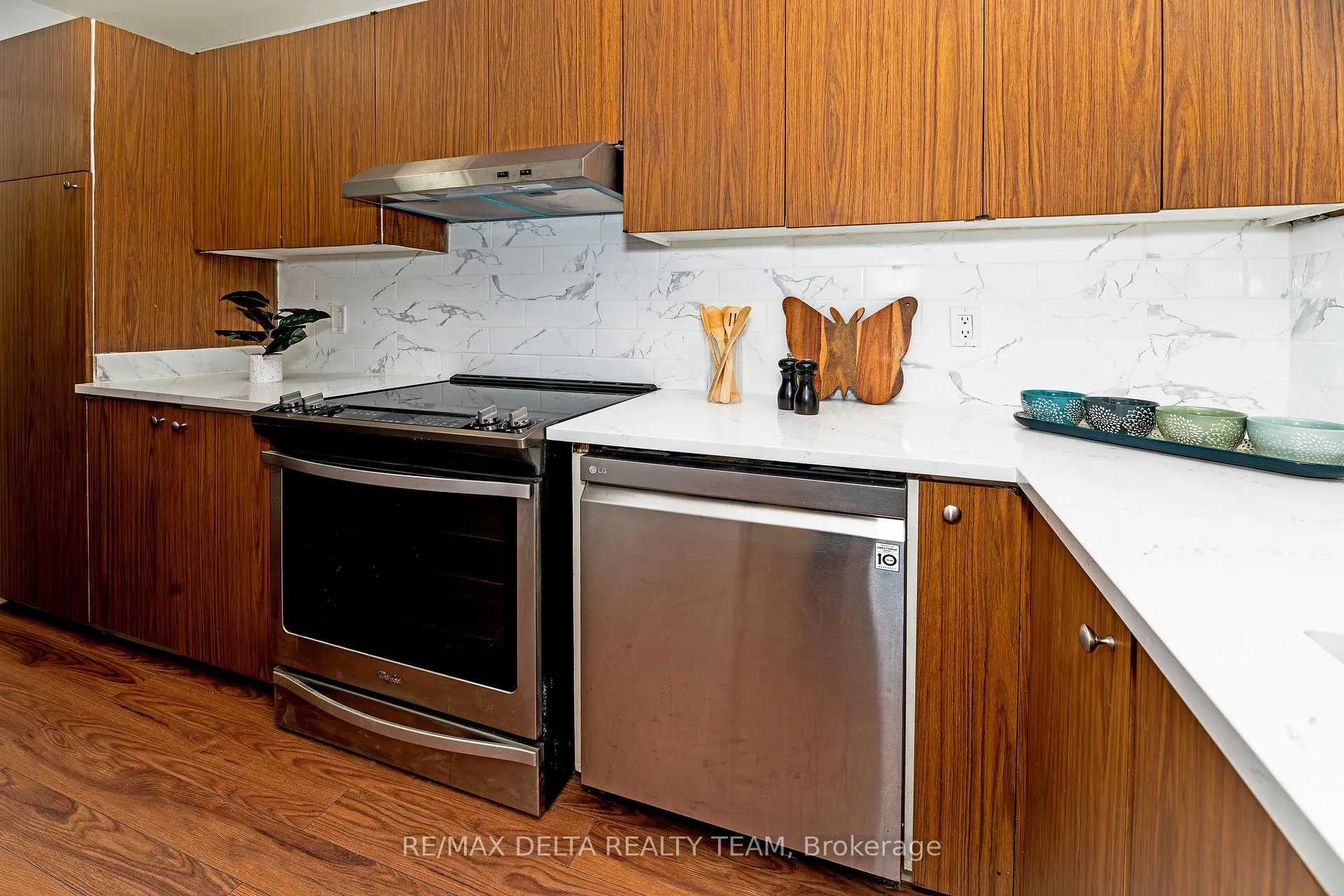 Photo 14 of 785 De Salaberry Street, Ottawa, Beacon Hill North — HOMEH
