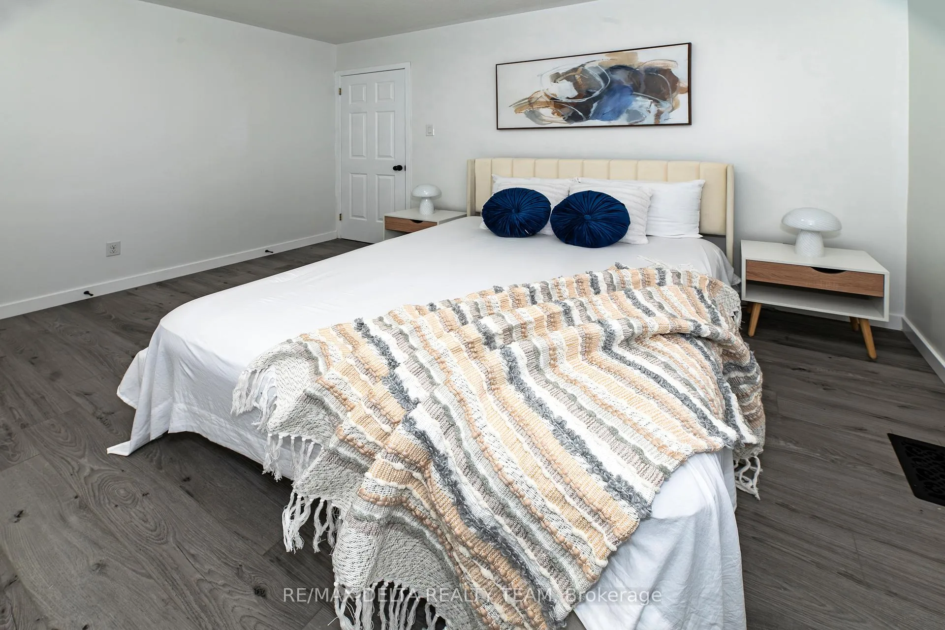 Photo 22 of 785 De Salaberry Street, Ottawa, Beacon Hill North — HOMEH