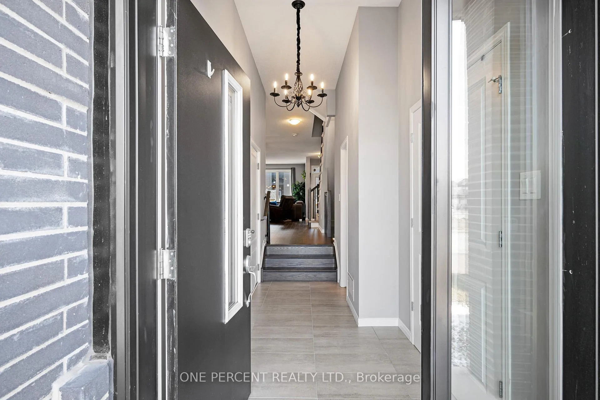 Photo 2 of 910 Paseana Place, Ottawa, Kanata - Emerald Meadows/Trailwest — HOMEH