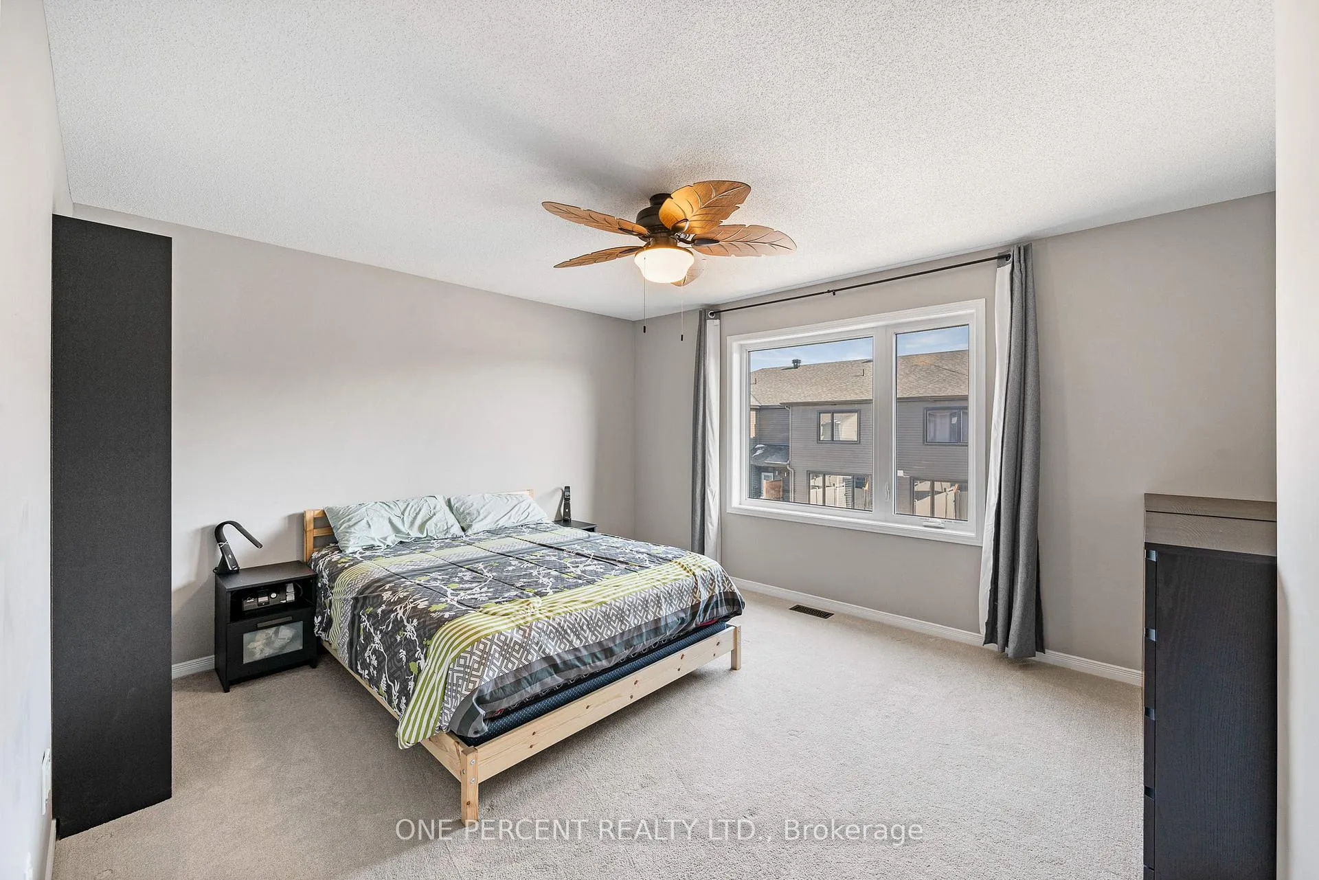 Photo 19 of 910 Paseana Place, Ottawa, Kanata - Emerald Meadows/Trailwest — HOMEH