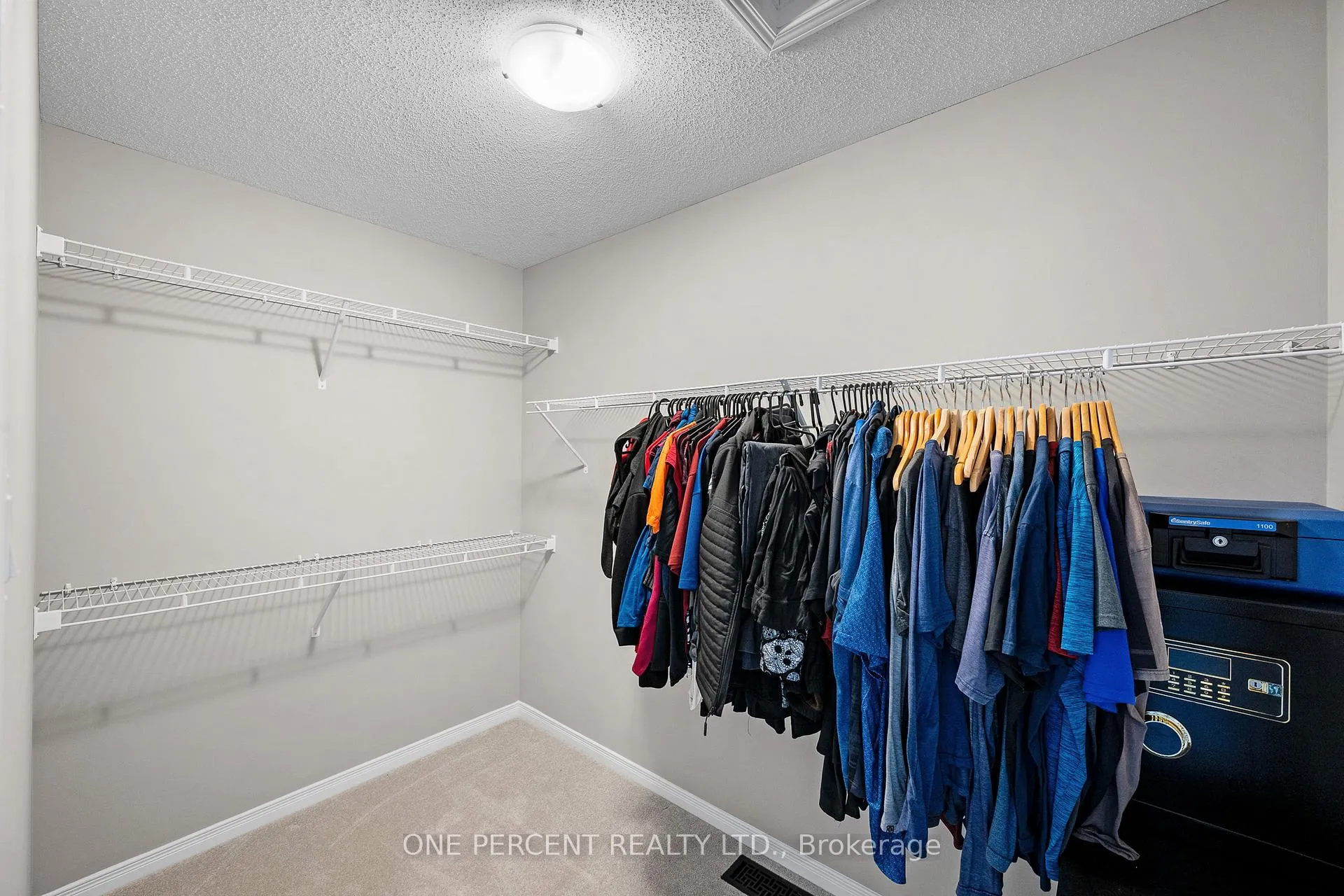 Photo 21 of 910 Paseana Place, Ottawa, Kanata - Emerald Meadows/Trailwest — HOMEH