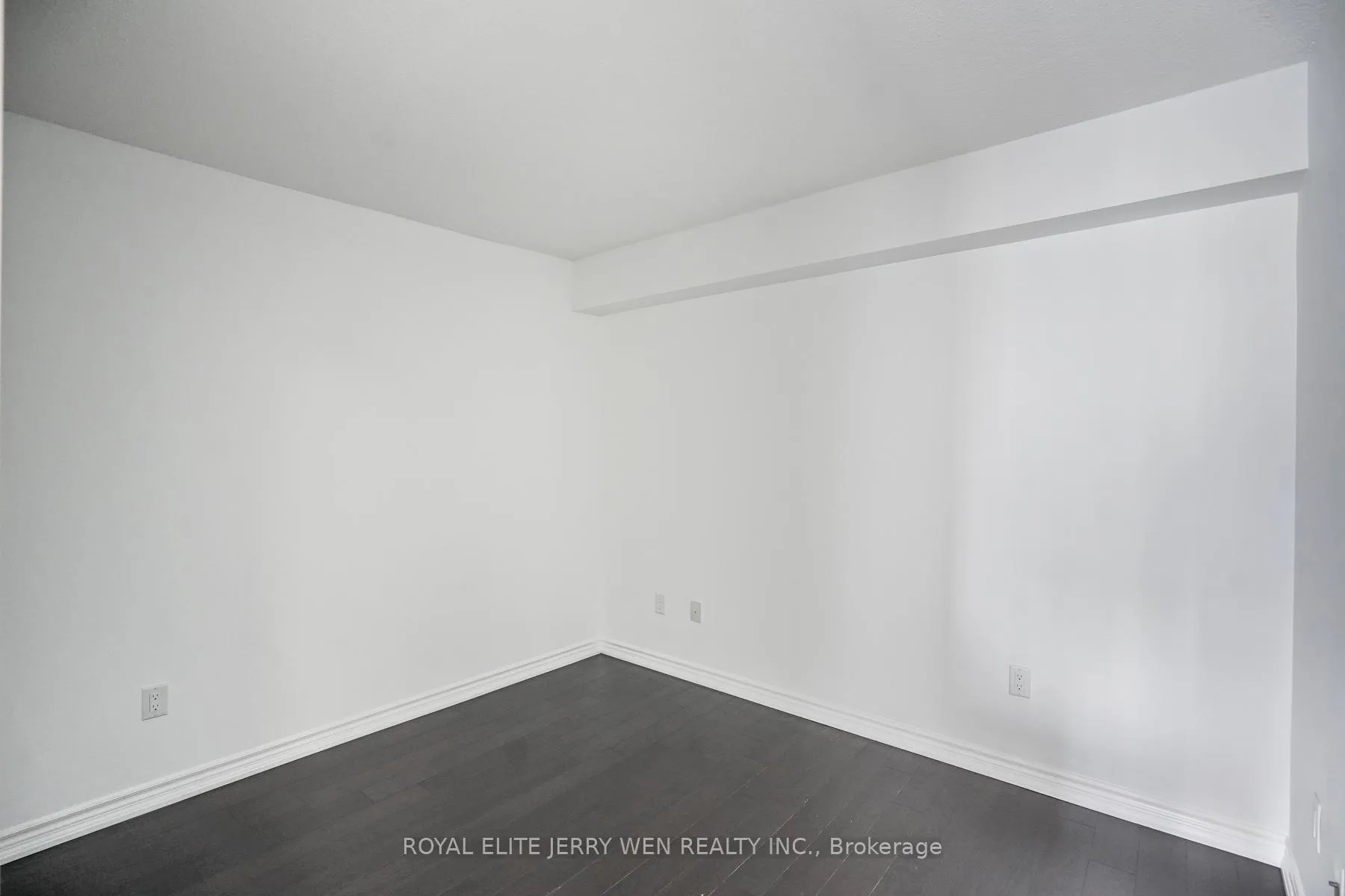 Photo 9 of Unit 2204, 386 Yonge Street, Toronto, Bay Street Corridor — HOMEH