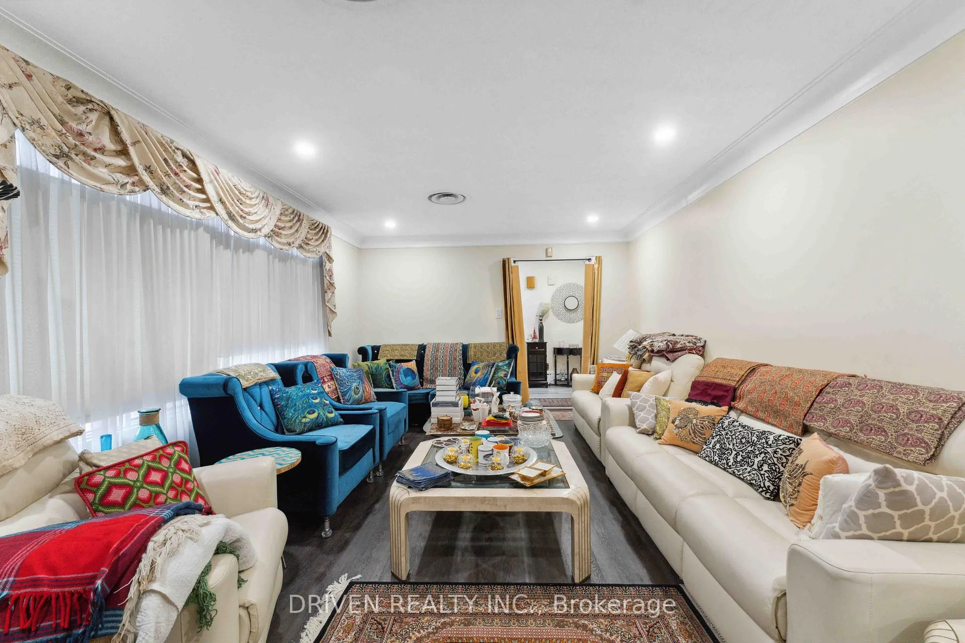 Photo 7 of 1266 Walkley Road, Ottawa, Ellwood — HOMEH