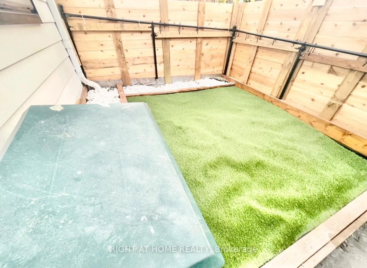 Photo 6 of 257 Craven Road, Toronto, Greenwood-Coxwell — HOMEH