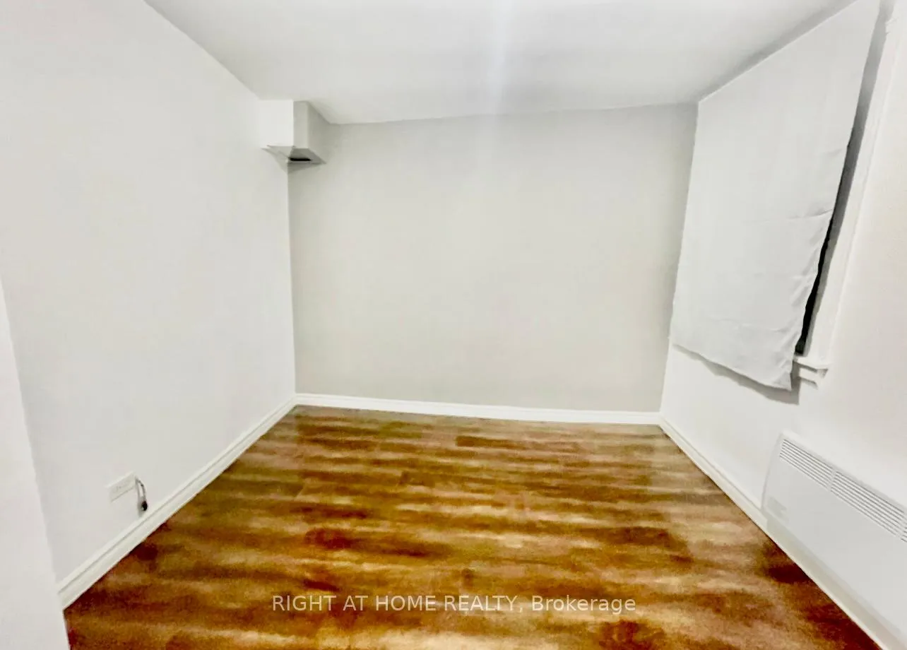 Photo 12 of 257 Craven Road, Toronto, Greenwood-Coxwell — HOMEH