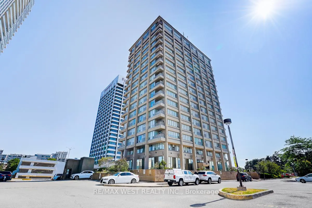 Front of Unit 1001, 797 Don Mills Road