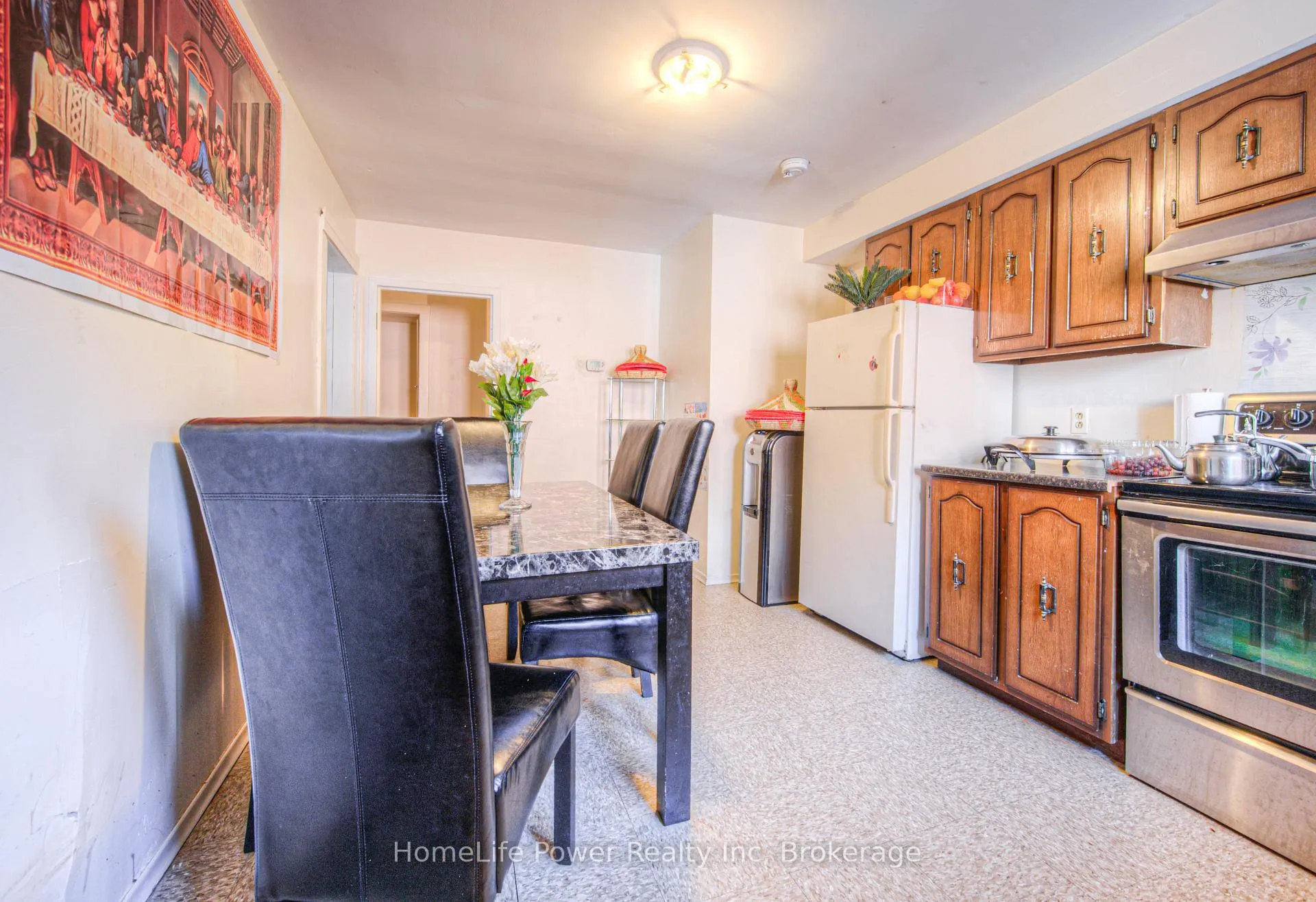 Photo 13 of 100 Westwood Road, Kitchener, Westmount - Kitchener — HOMEH