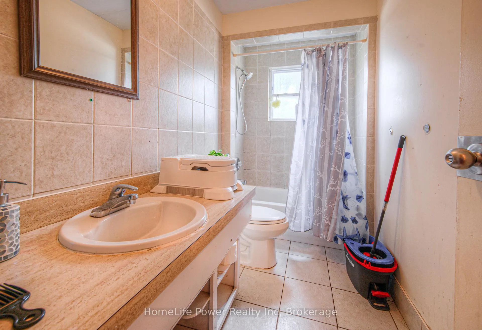 Photo 14 of 100 Westwood Road, Kitchener, Westmount - Kitchener — HOMEH