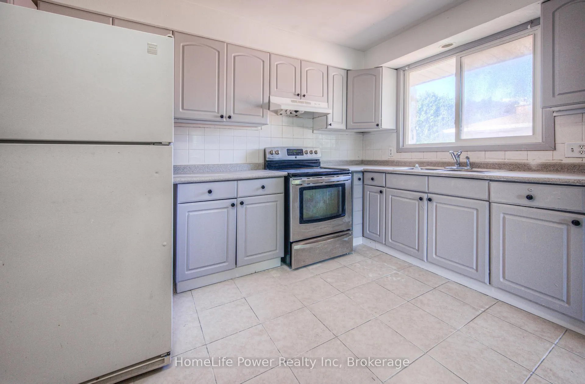 Photo 27 of 100 Westwood Road, Kitchener, Westmount - Kitchener — HOMEH
