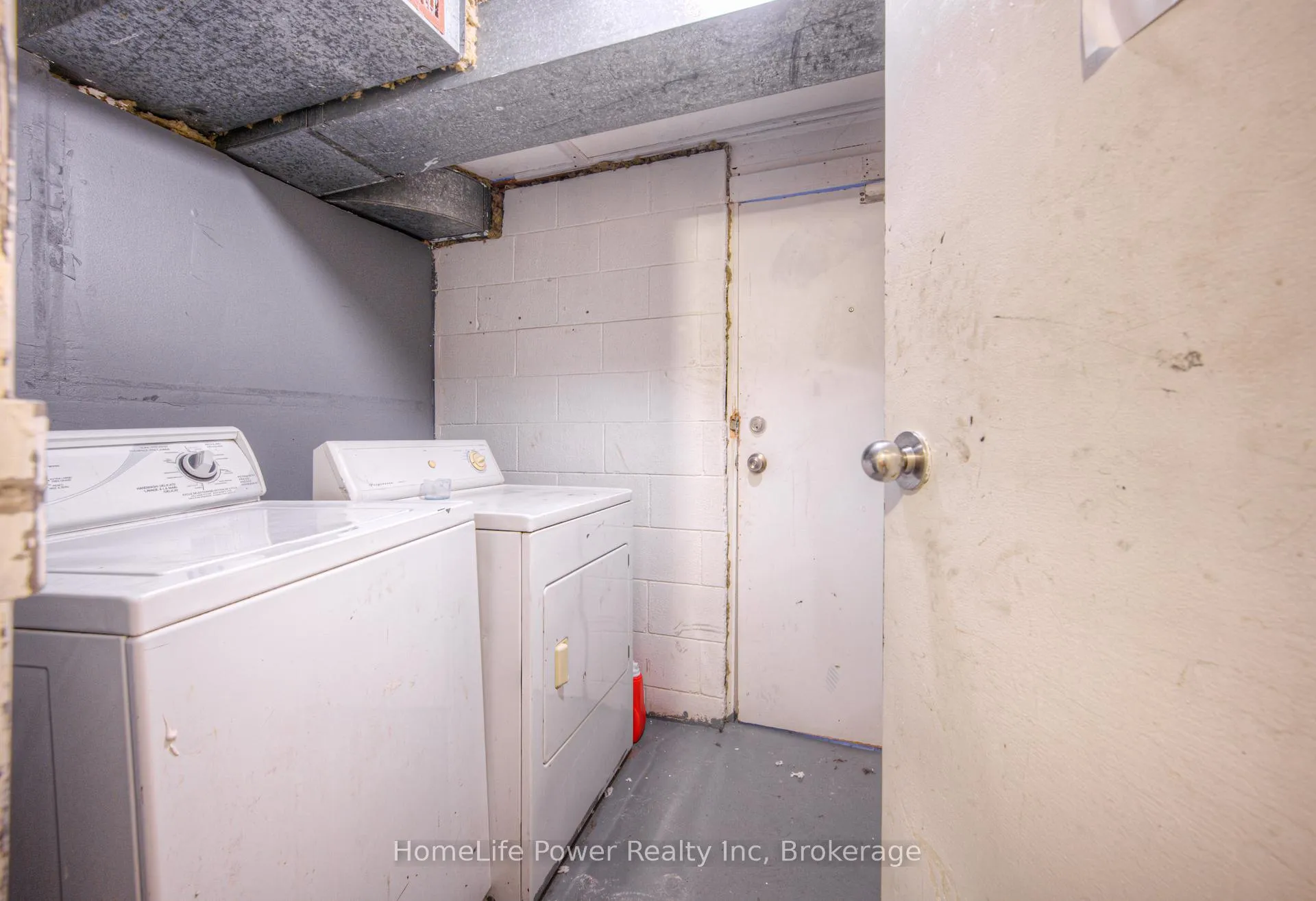 Photo 32 of 100 Westwood Road, Kitchener, Westmount - Kitchener — HOMEH