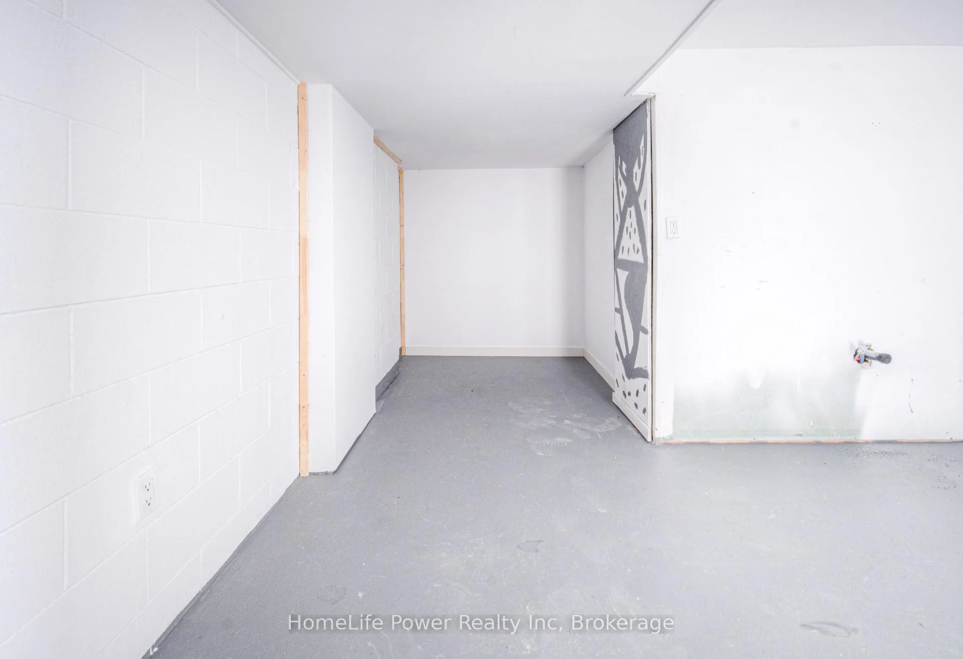 Photo 37 of 100 Westwood Road, Kitchener, Westmount - Kitchener — HOMEH