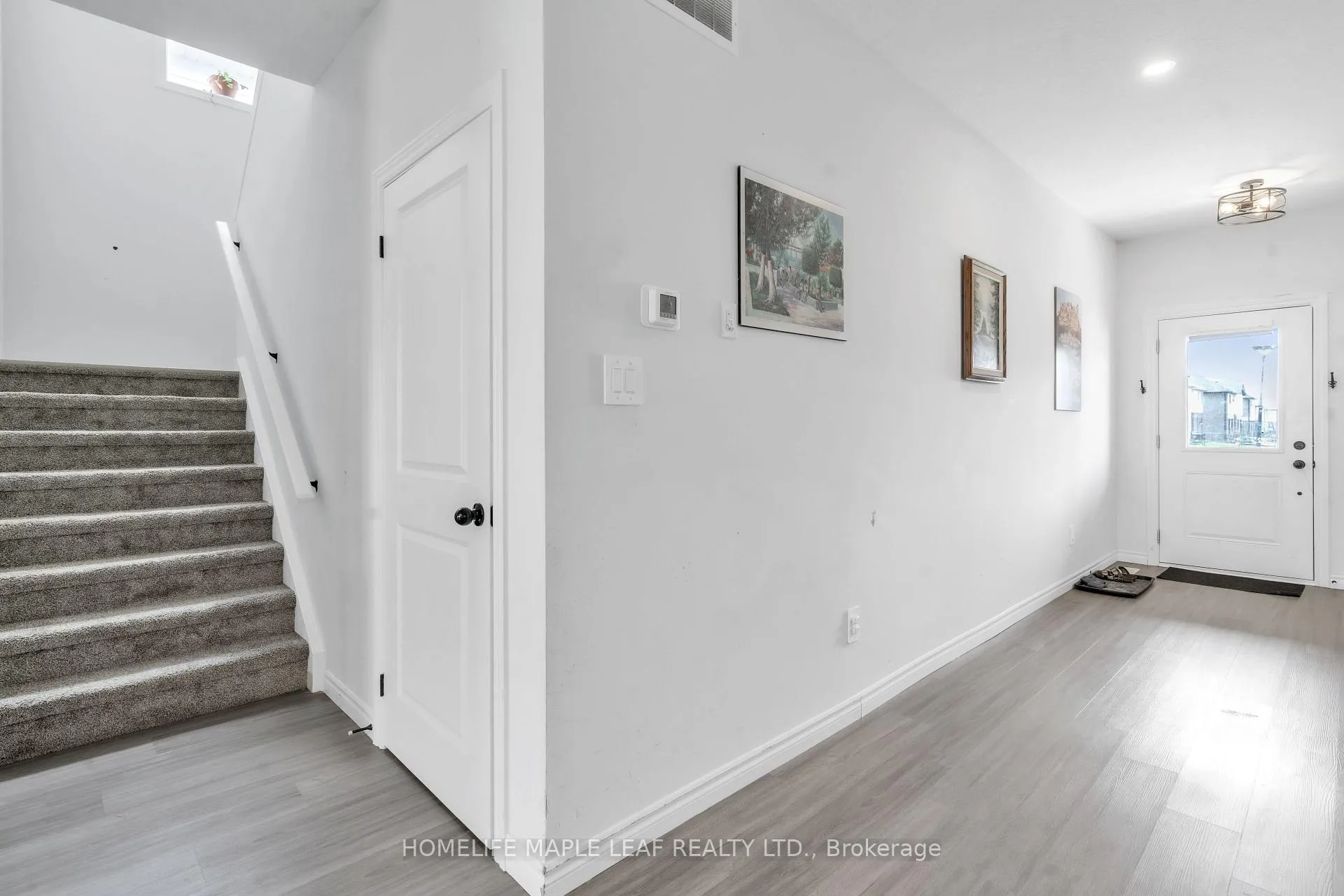 Photo 13 of 223 Byers Street, London, South W — HOMEH