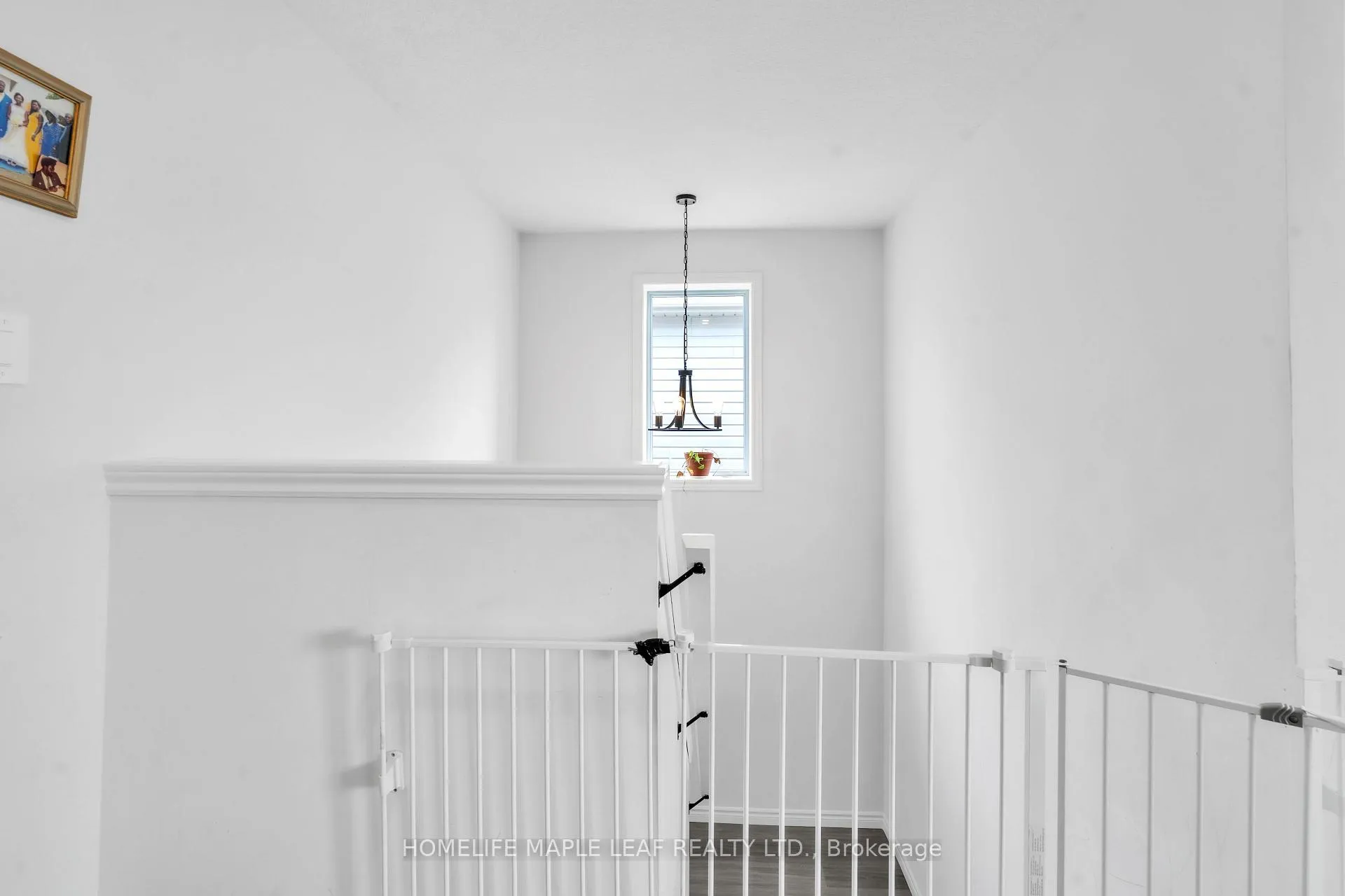 Photo 14 of 223 Byers Street, London, South W — HOMEH