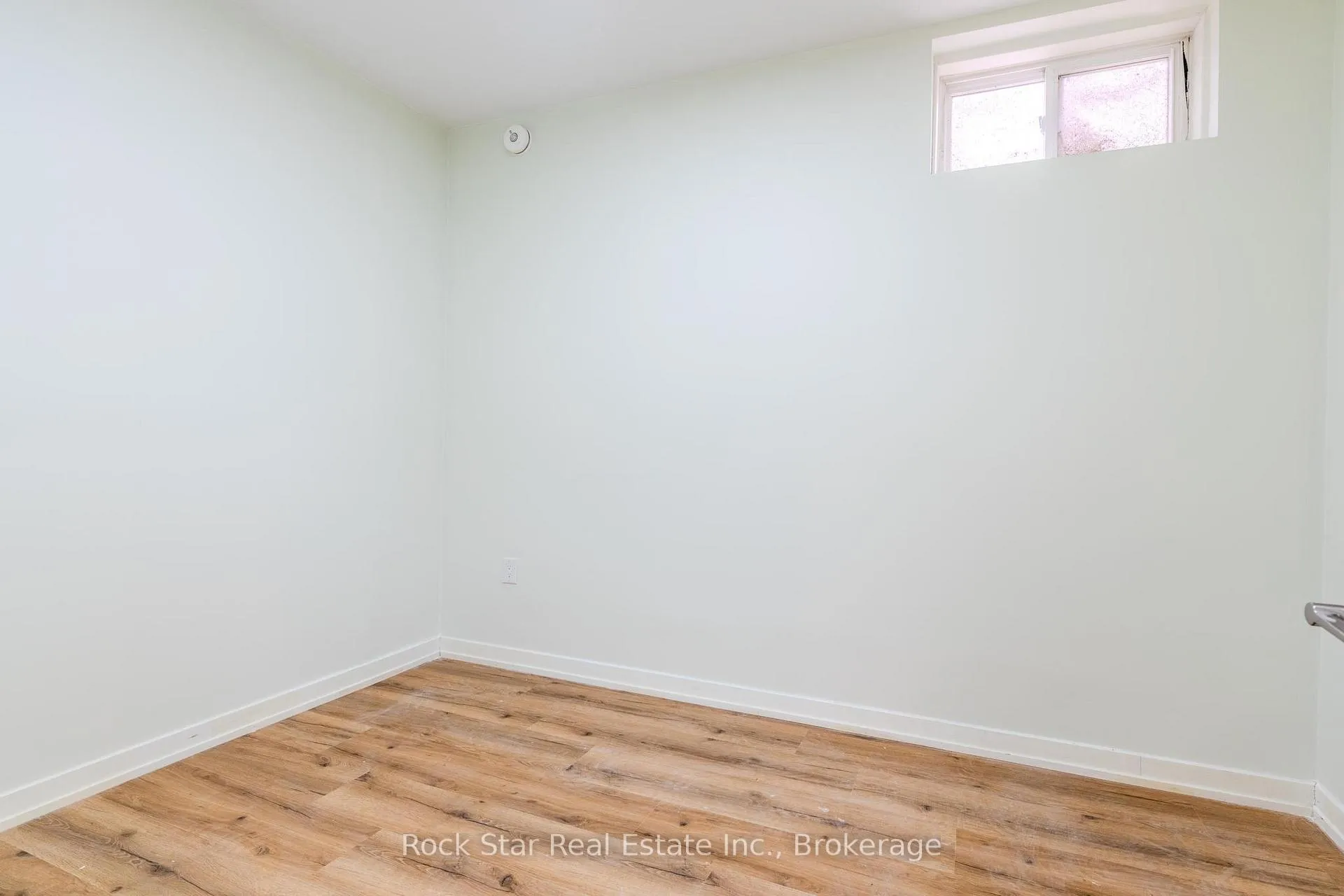 Photo 32 of 108 Niagara Falls Road, Thorold, Allanburg/Thorold South — HOMEH