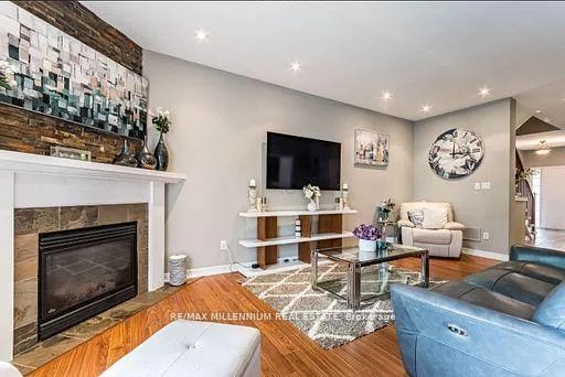 Photo 8 of 36 Myers Lane N, Hamilton, Ancaster — HOMEH