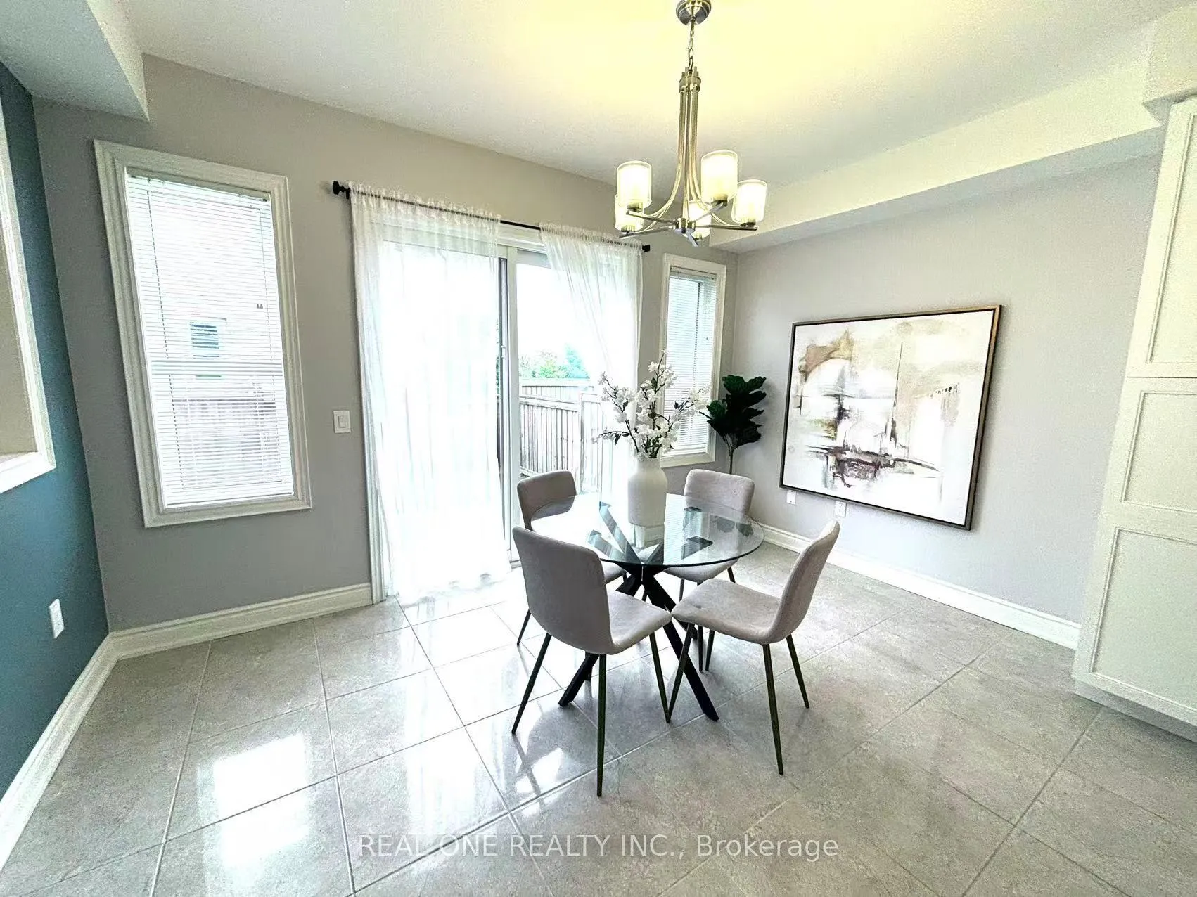Photo 11 of 1543 Leger Way, Milton, Ford — HOMEH