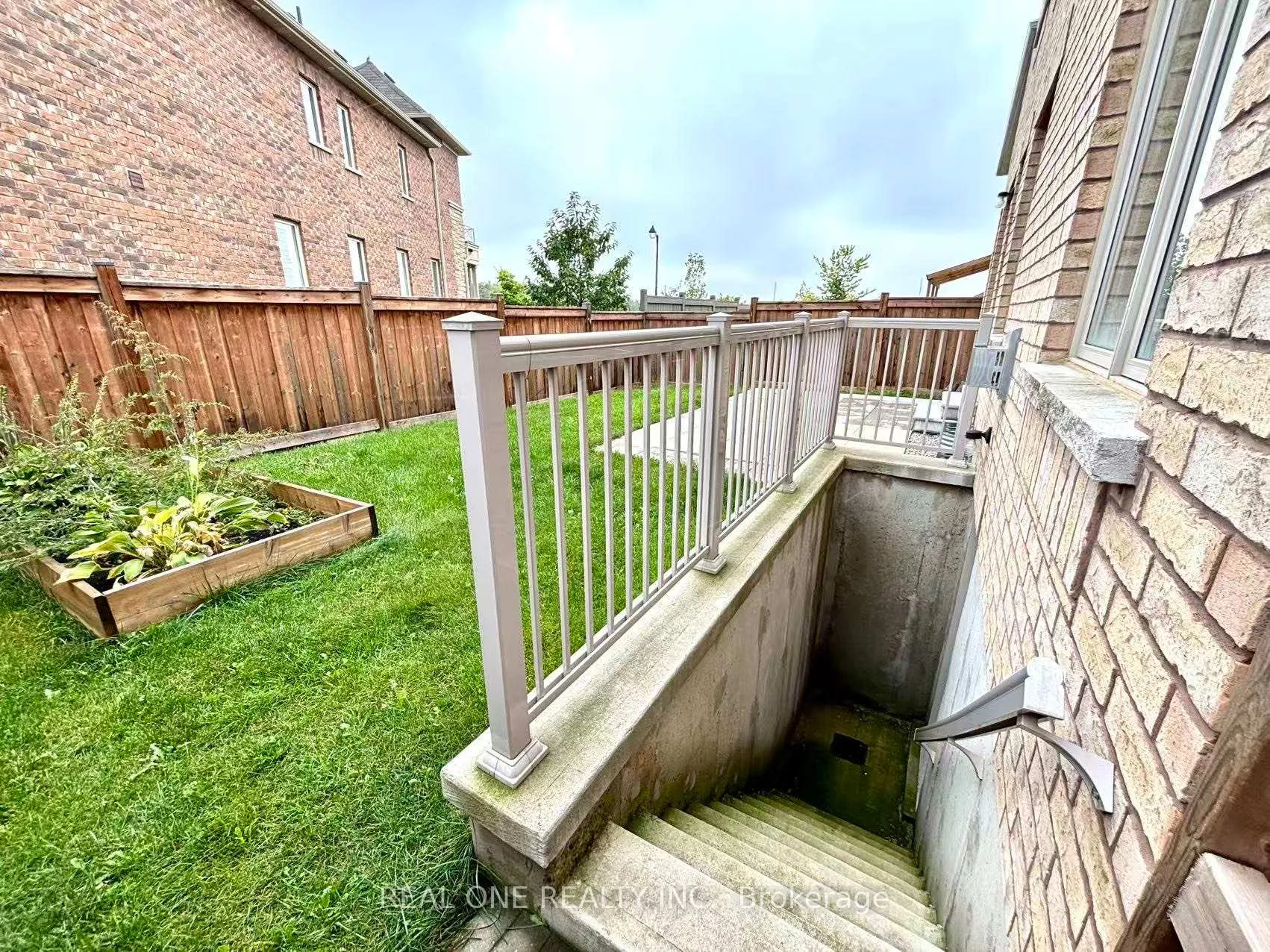 Photo 28 of 1543 Leger Way, Milton, Ford — HOMEH