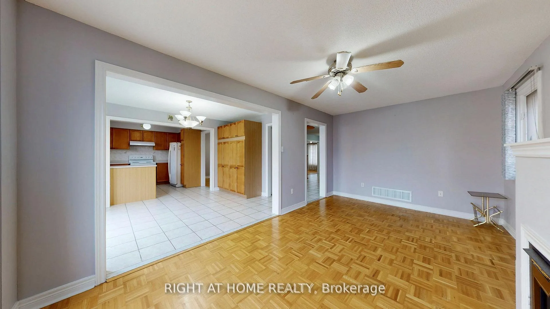 Photo 5 of Unit UPPER, 119 Letty Avenue, Brampton, Fletcher's West — HOMEH
