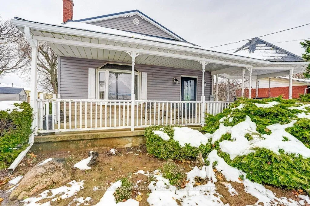 Photo 3 of 9188 Dickenson Road W, Hamilton, Rural Glanbrook — HOMEH
