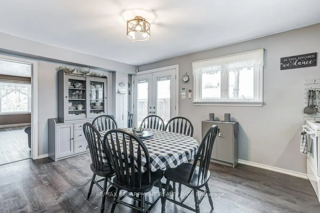 Photo 14 of 9188 Dickenson Road W, Hamilton, Rural Glanbrook — HOMEH