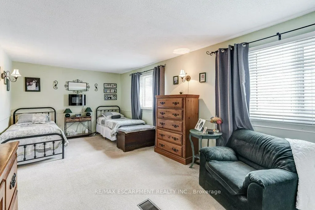 Photo 22 of 9188 Dickenson Road W, Hamilton, Rural Glanbrook — HOMEH