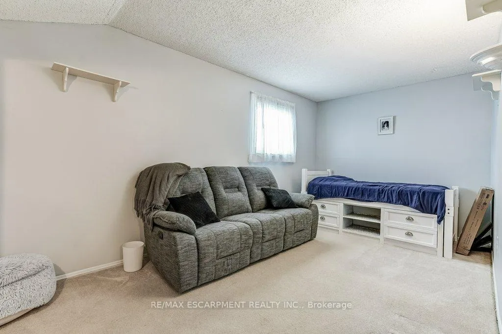 Photo 28 of 9188 Dickenson Road W, Hamilton, Rural Glanbrook — HOMEH